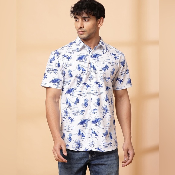 Vineyard Vines Classic Fit Whale Short Sleeve Button Down Shirt - Picture 1 of 7